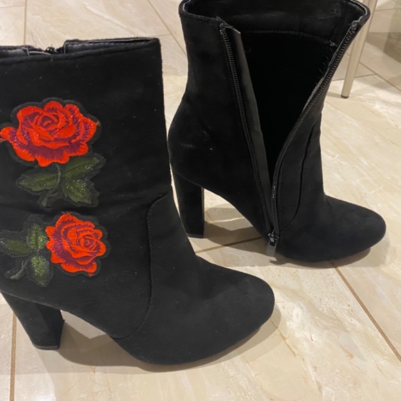 Street Wear Society - Picture 3 of 9